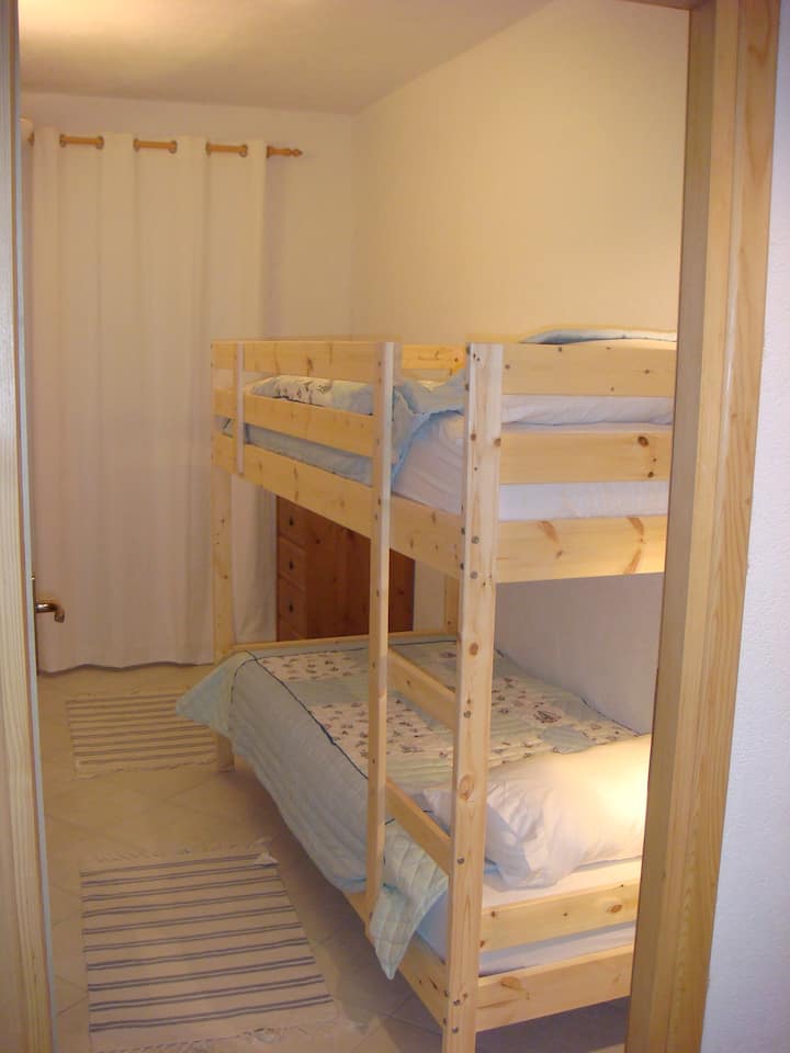 seconda camera da letto con letti a castello