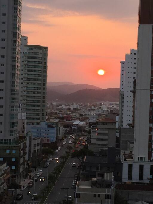 Pôr do sol da janela...