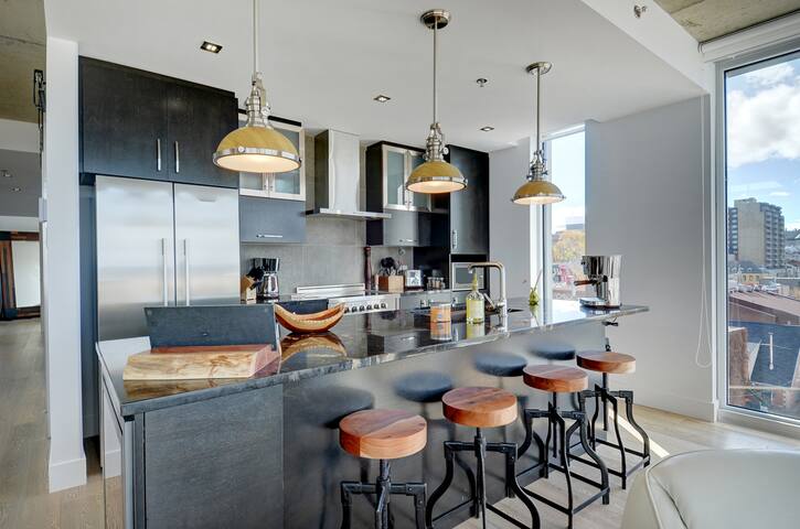 Les Immeubles Charlevoix – 760809 Grand Penthouse gallery image 5