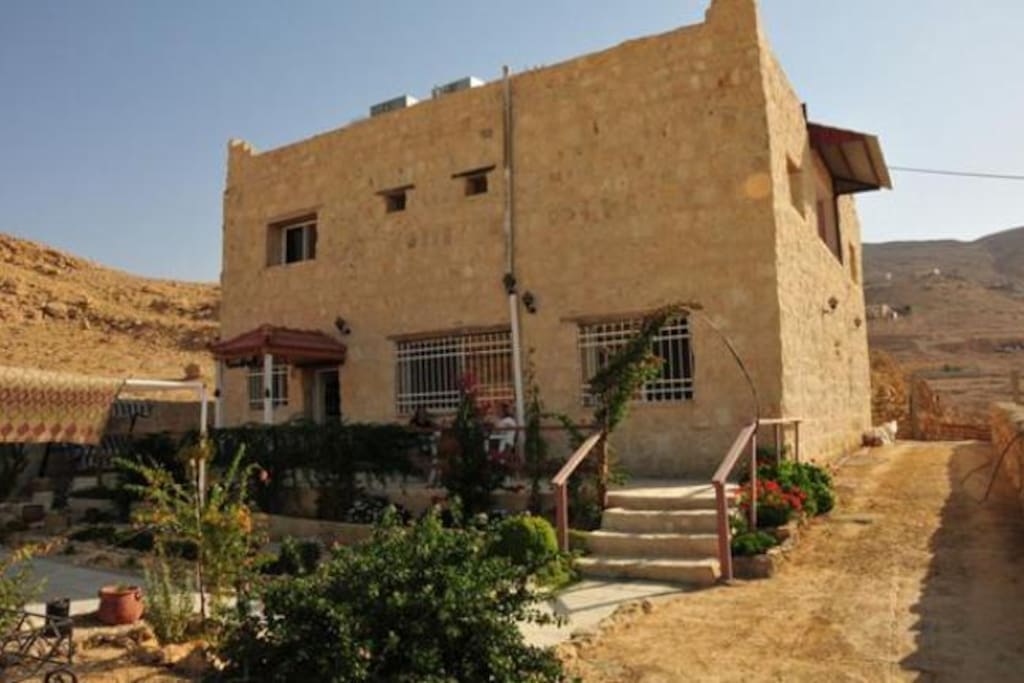 Petra B&B with 4 guest rooms