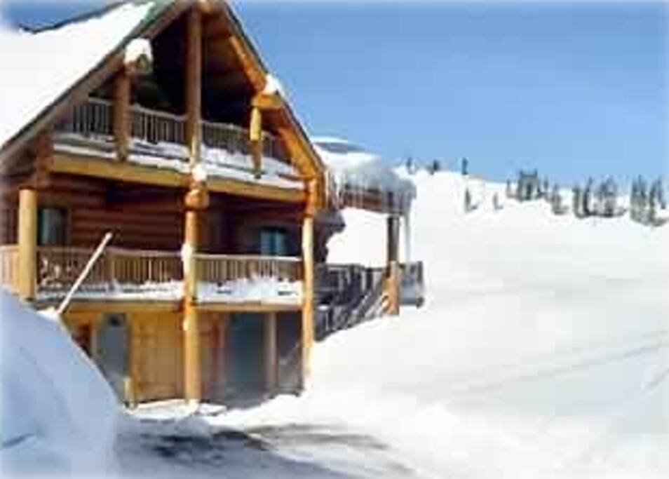 View from Skislope Way.