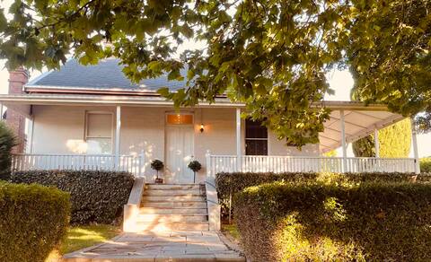 Beautiful, spacious 1870s house in centre of town.