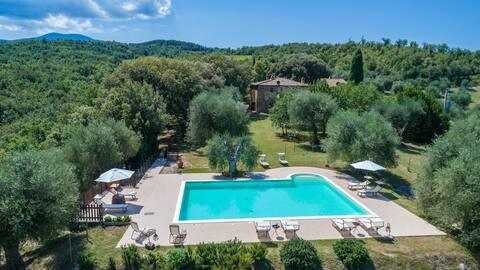 Tuscan country house with great views and  pool