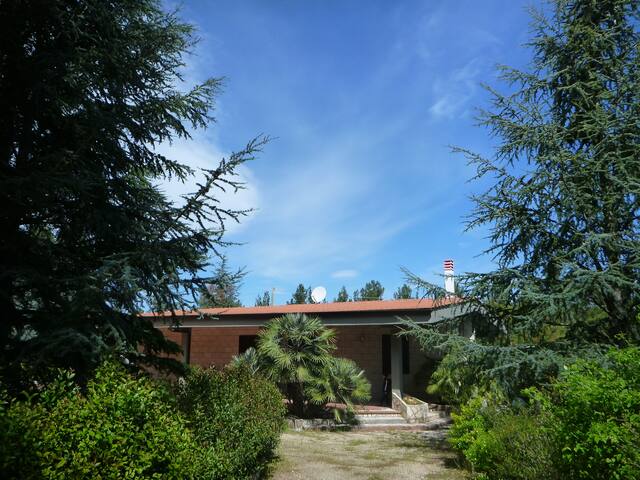 Chez-Antoinette country villa gallery image 3