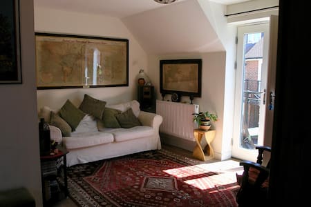 Oxford coach-house eco-apartment