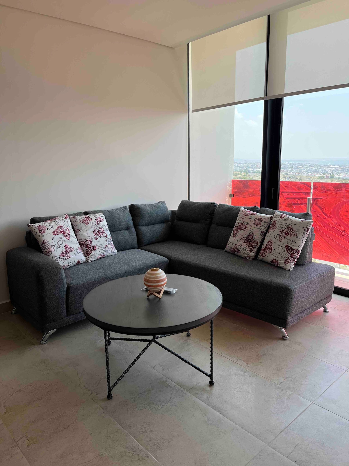 Propiedad de Airbnb exitosa: Beautiful apartment with amazing amenities! en Quintas Del Marqués