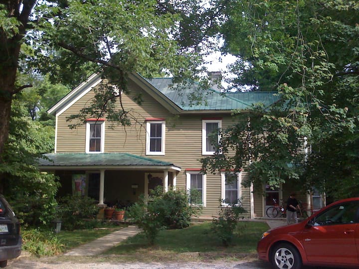 The deRosset House on UoS campus Houses for Rent in Sewanee