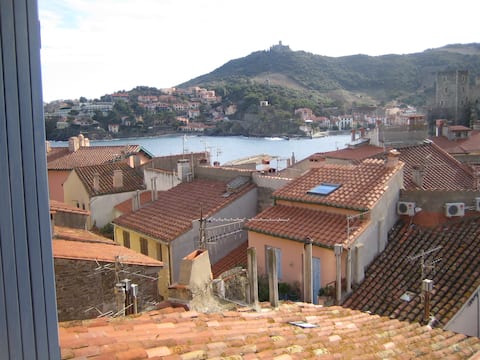 Airbnb performant: Fisherman's house 2*, quiet street, center, WiFi, Air conditioning, View à Collioure