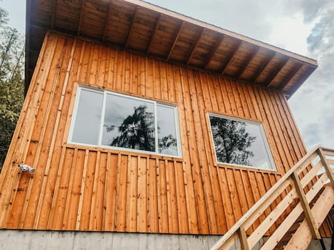 'The Broken Tine' - Studio Cabin White Lake BC