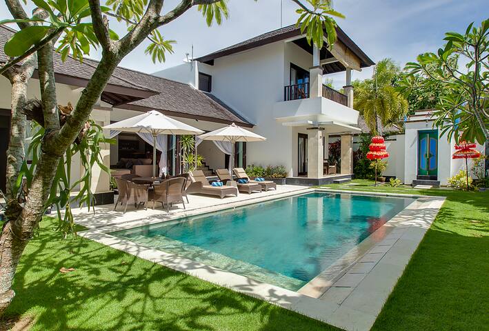 Bayview villa Alamanda. Cozy family style. Caramp;drv Bayview villa Alamanda. Cozy family style. Caramp;drv