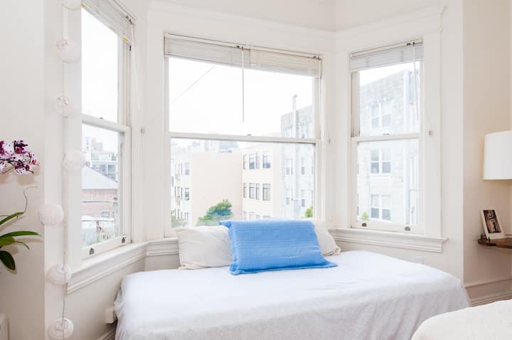 Safe Russian Hill-Great for Business & Pleasure