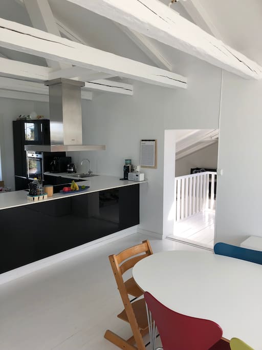 Kitchen and dining, 2nd floor