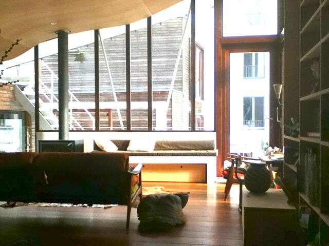 Charmante maison dans un îlot verdoyant gallery image 3