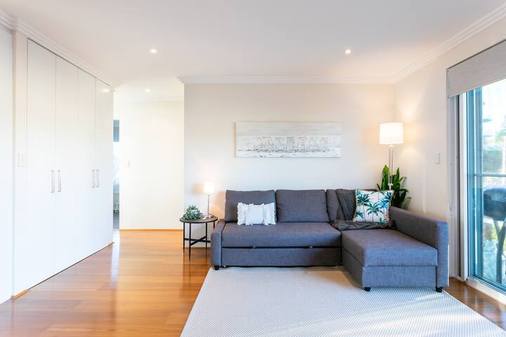 Stroll to Manly Beach FUN_LOVE~CHILL gallery image 4