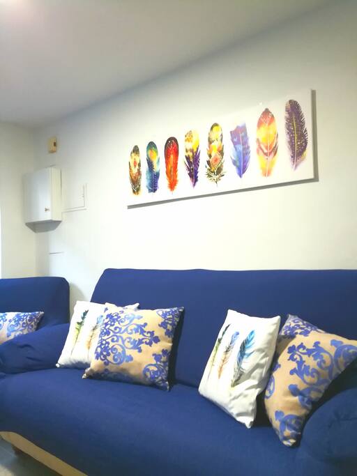Salón con televisión