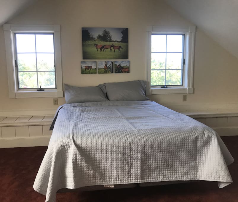 Caroline room