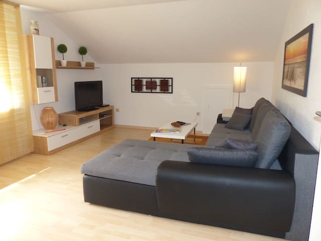 Moderne Fewo "zur  Auszeit " Nähe  Bodensee  Ch, A