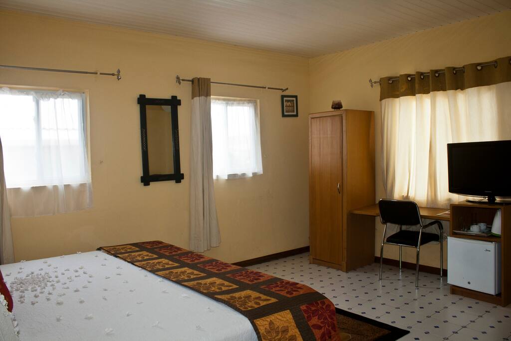 Deluxe King Room