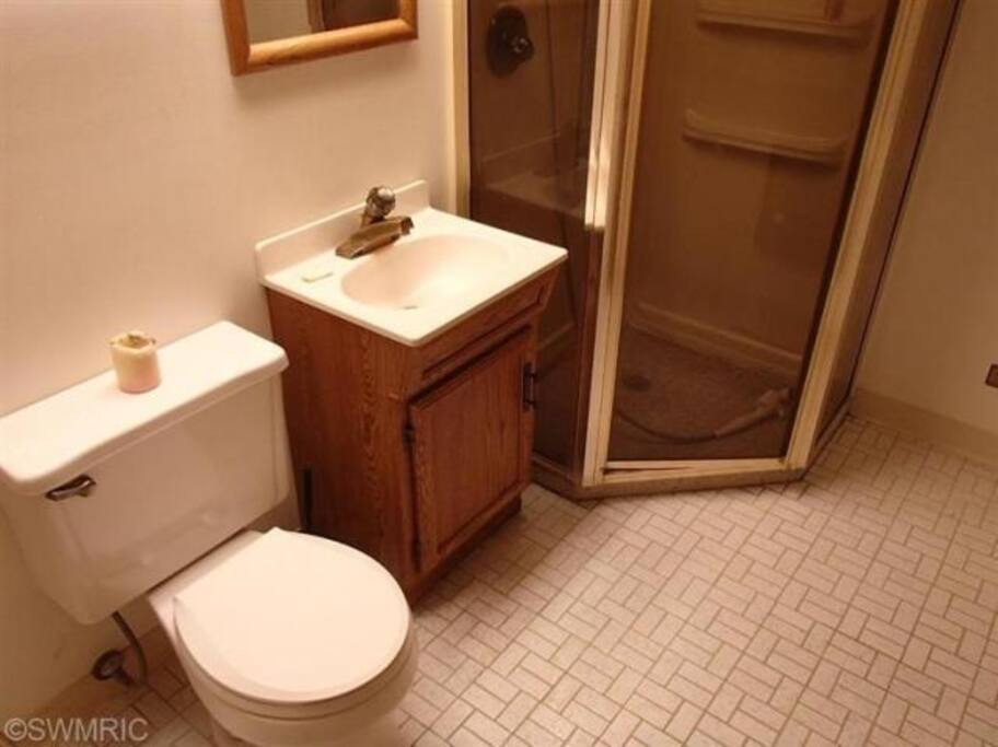 Bathroom #2