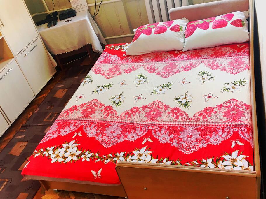 bed for two persons