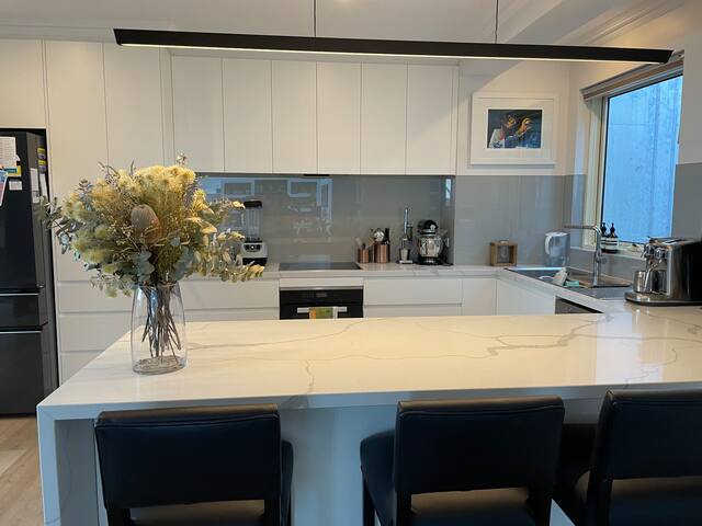 Penthouse apartment Exhibition gallery image 5