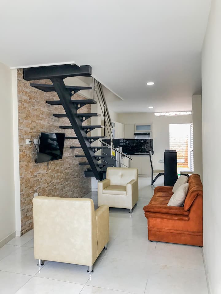 2. Casa Completamente Amoblada - Ocaña