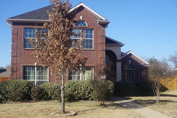 O Estate-Mansfield: Your home away from home