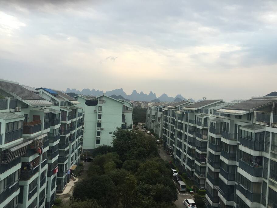 绿树成荫的安静小区