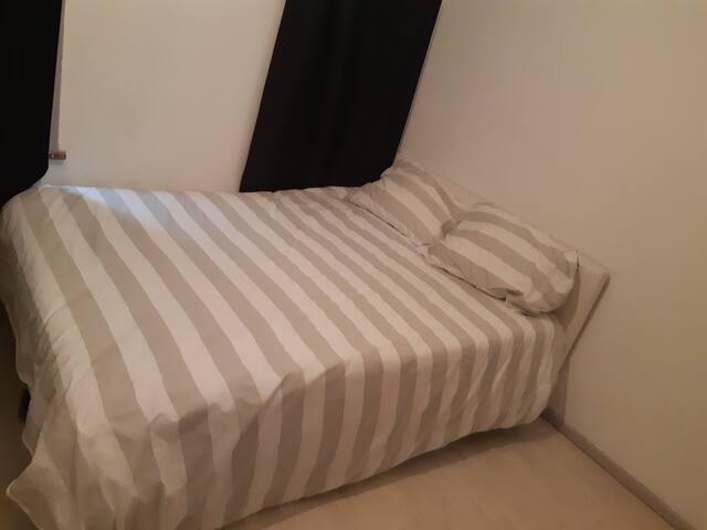 Rotterdam - walking distance from city centre