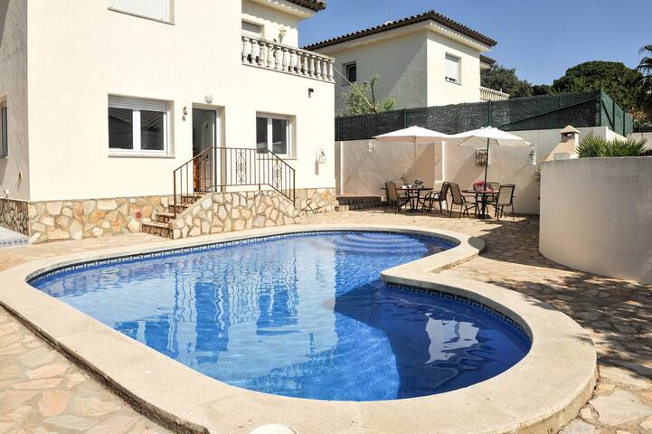 Magdalena: house with private pool gallery image 2