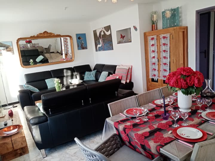 Villa Louis Jou, Classée 3 éToiles
7 Personnes - Arles