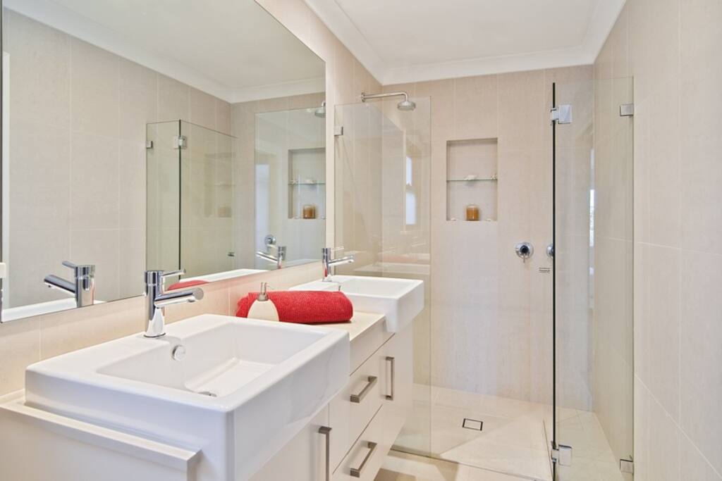 Ensuite Bathroom