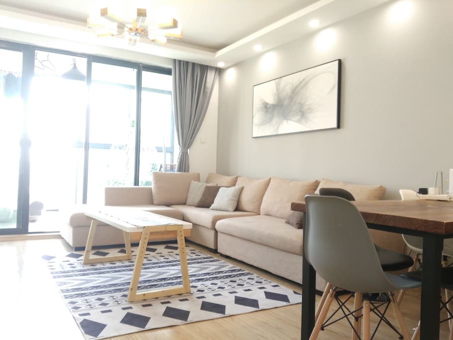 Open living and dining area with nice view of skyline
