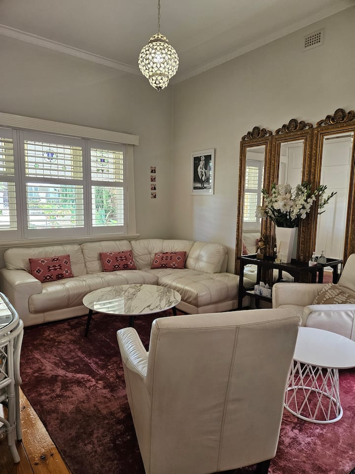 4km Cbd / 1920's  Bungalow Duplex In Prospect - Walkerville