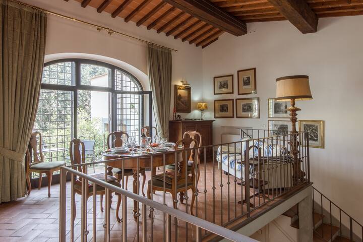 Exclusive flat with garden and panoramic terrace. gallery image 4