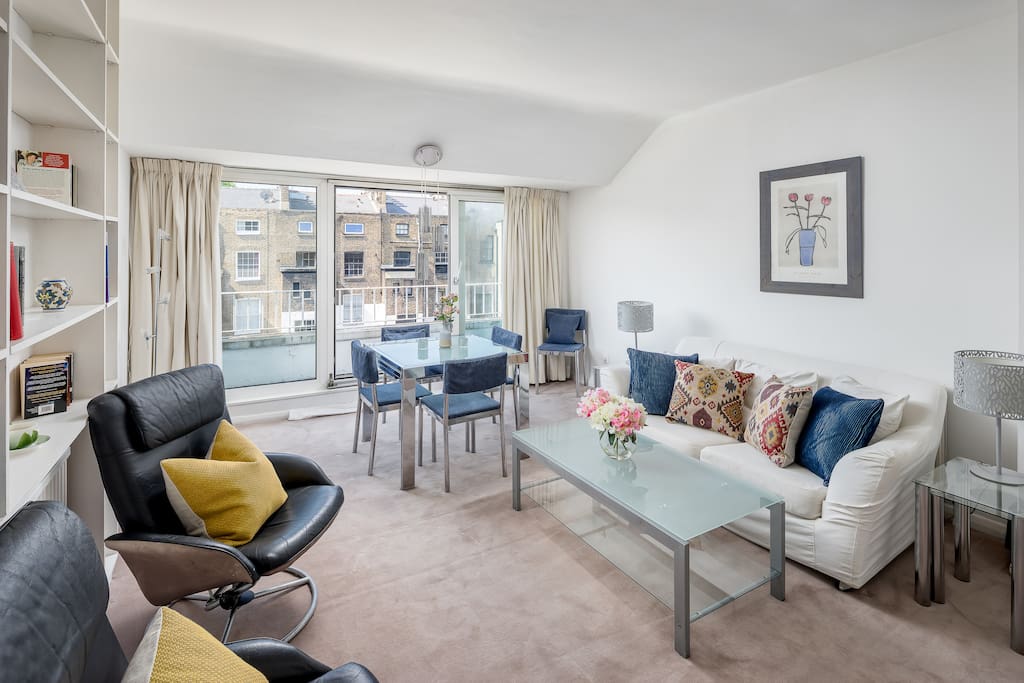 Kick back and relax on the sofa or armchairs.
