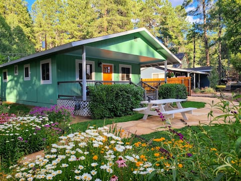 Casita Evita, a colorful, comfy, charming cottage!