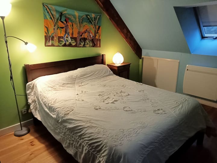 Chumba chenye vitanda viwili