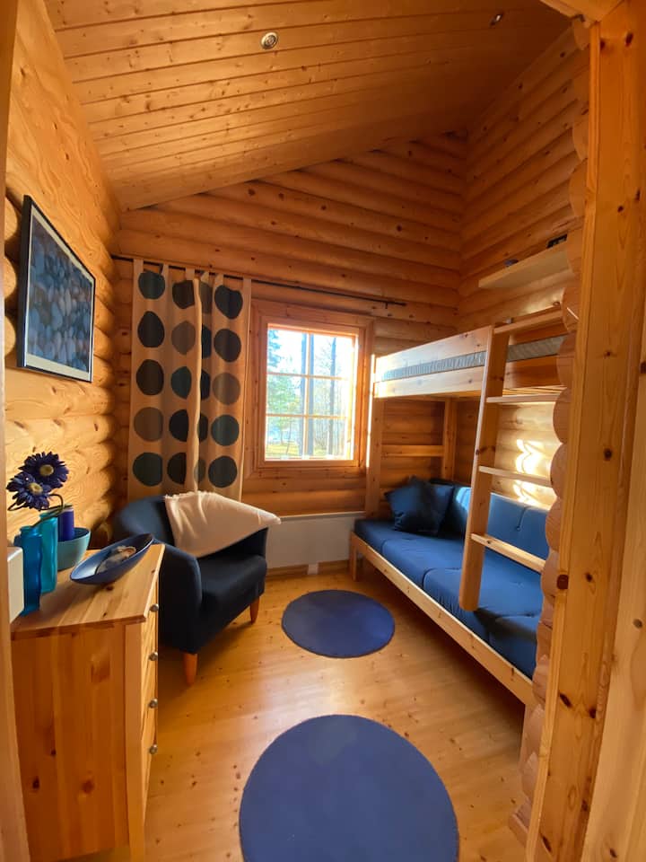 Dormitorio 3. Acceso a través del patio principal, con entrada privada. 