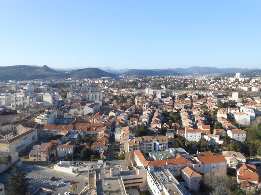 Ville d ales à 6 km