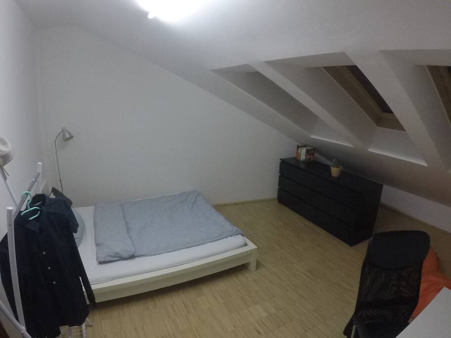 Your room (2/2)