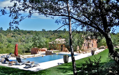 Charming Villa Valségure 660m2 / 20 people / 62 ha