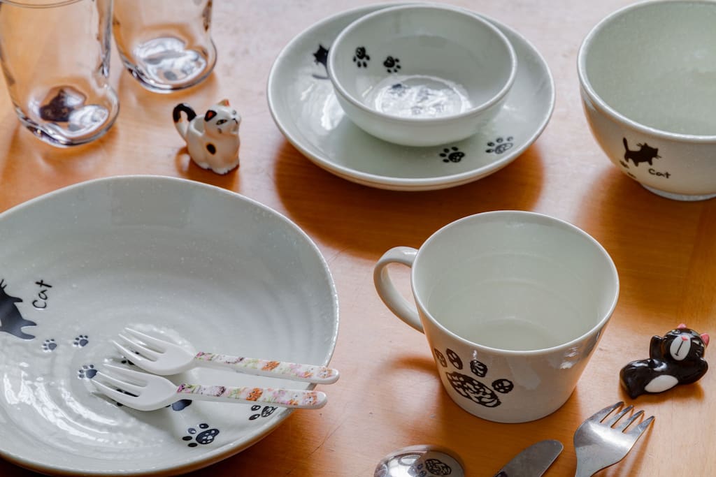 猫モチーフの食器
