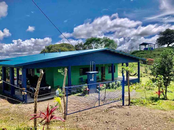 Farmhouse on Organic Ranch in Fertile Hills Houses for Rent in El