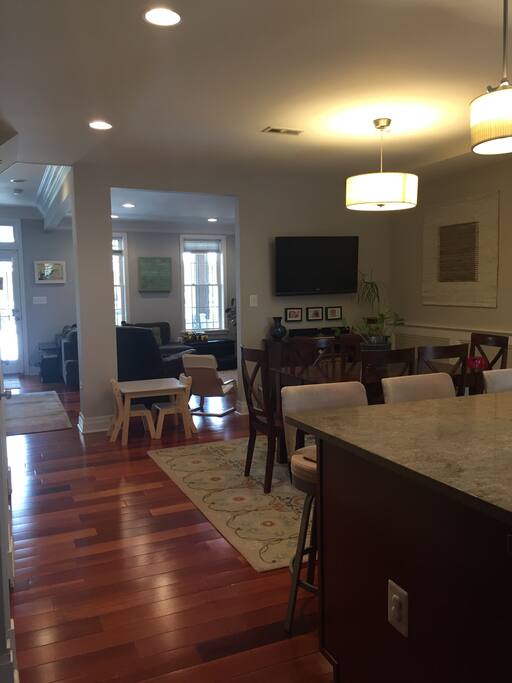 View from kitch to the living room