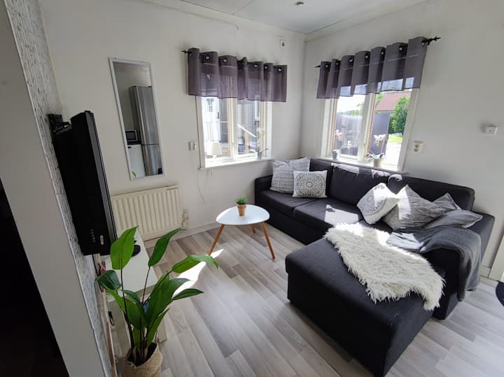 Modern House Near The Sea - Two Separate Bedrooms - Ljungskile