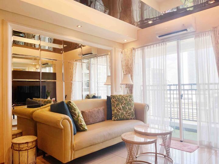 Cozy 2BR Apt. w/ Cityview & Full Amenities in JKT Apartments for Rent