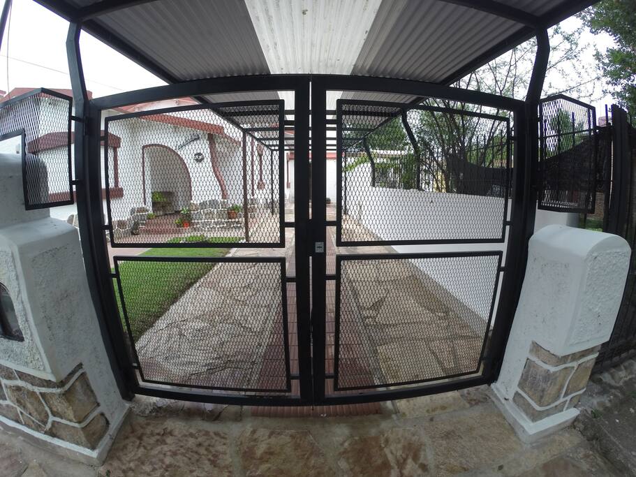 Portón de calle