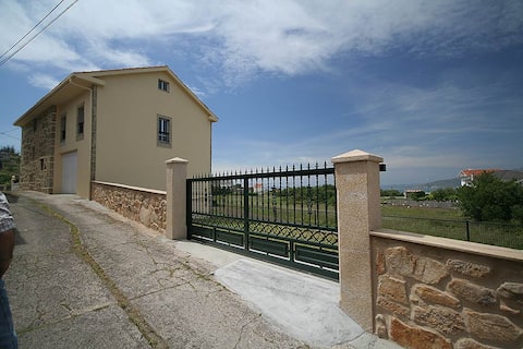 Casa Balsa vista y jardin