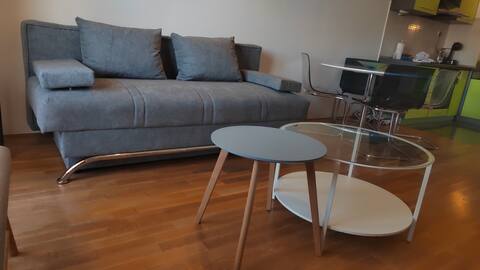 Popular Airbnb listing: Antonella apartment in Gradski Kotar Sućidar